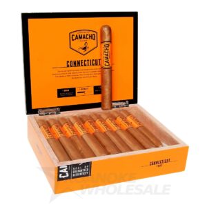 CAMACHO CONNECTICUT TORO CIGARS 6X50 20PCS