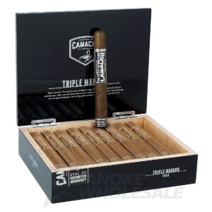 CAMACHO TRIPLE MADURO TORO 6X50 20PCS